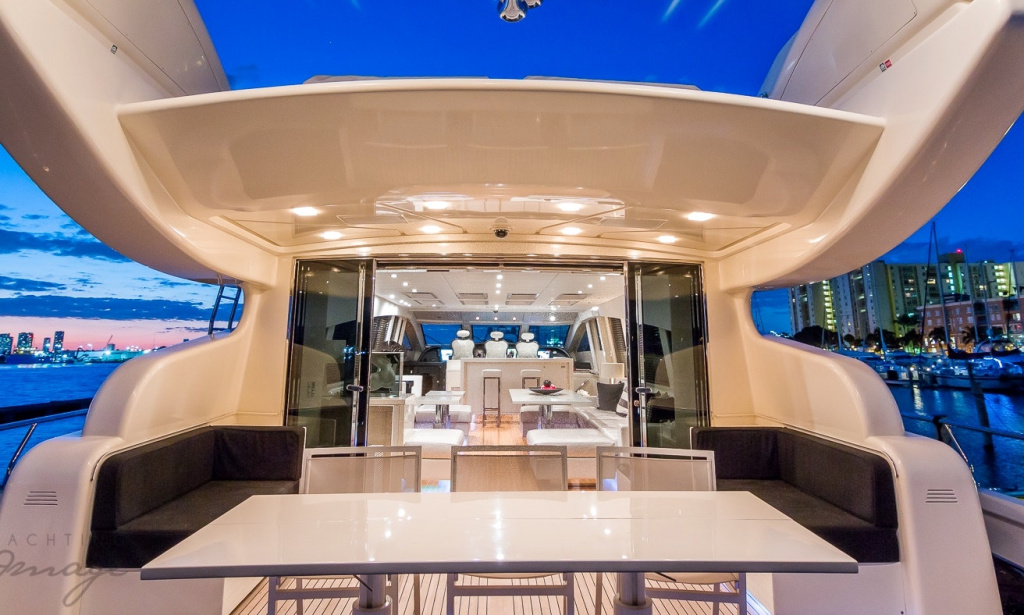 yacht club miami rentals